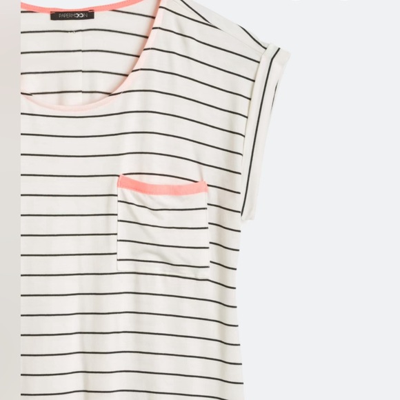 Papermoon One Pocket Button Back Knit Tee - Picture 3 of 9